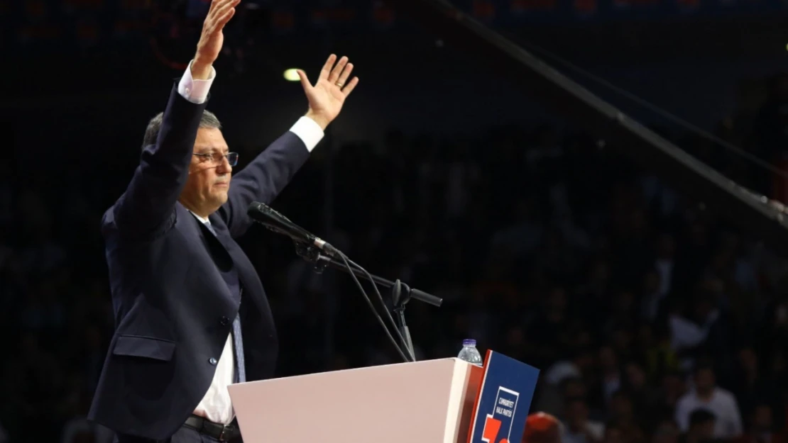 CHP Genel Başkan Adayı Özel: 'Cumhuriyet Halk Partisi'nde hançer yok, hançerleyecek de kimse yok'