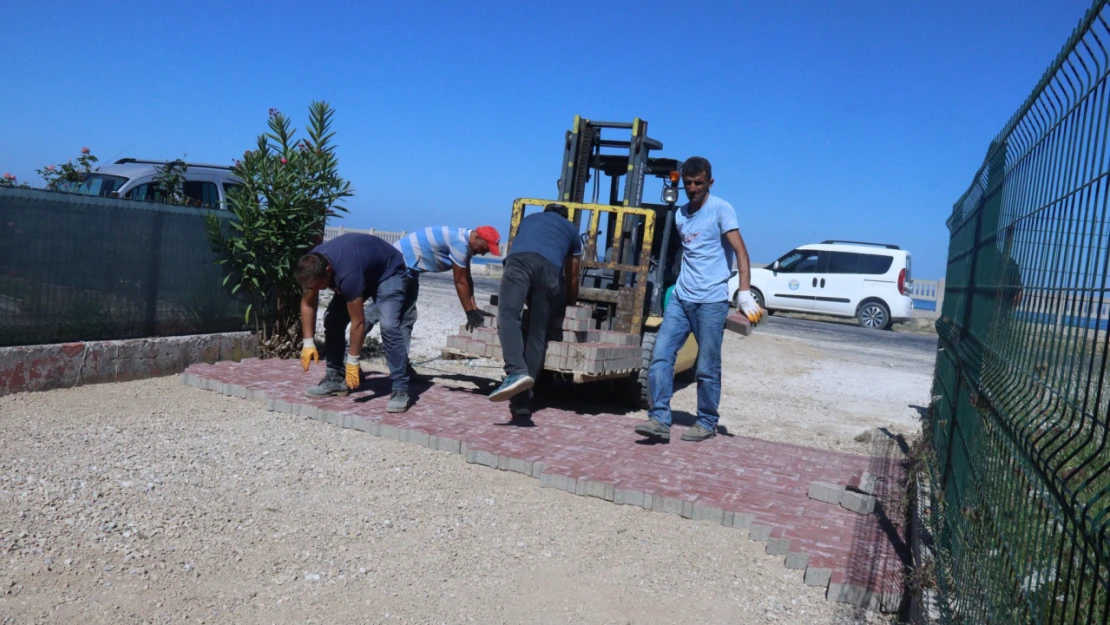 Cide'de parke yol yapımı devam ediyor