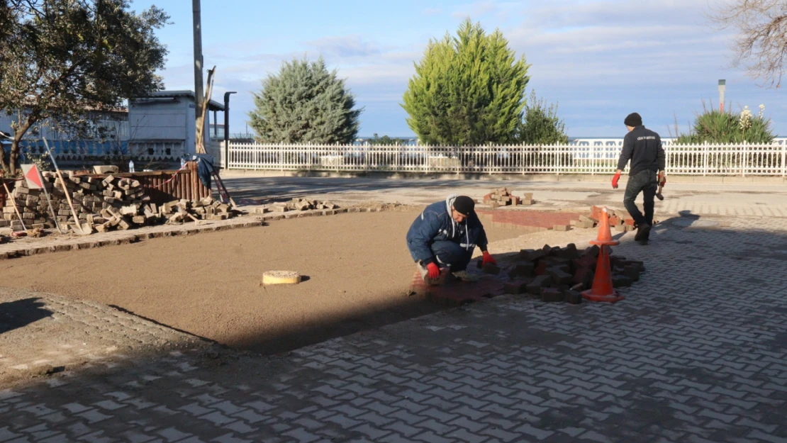 Cide Yol Onarımına Devam Ediyor