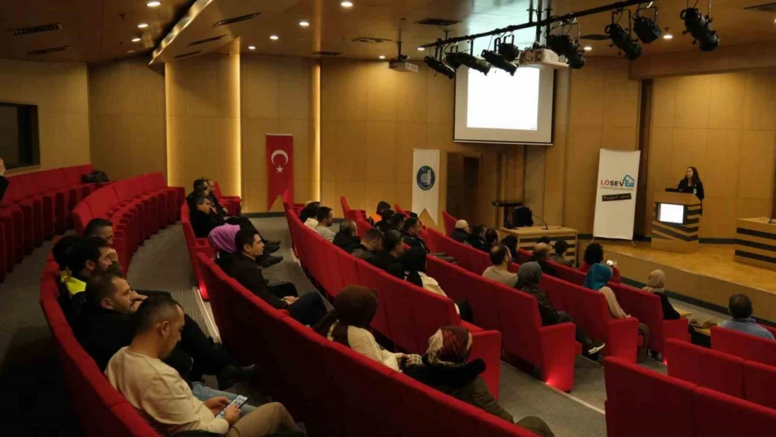 Çorum Belediyesi Personellerine Lösemi Farkındalık Semineri