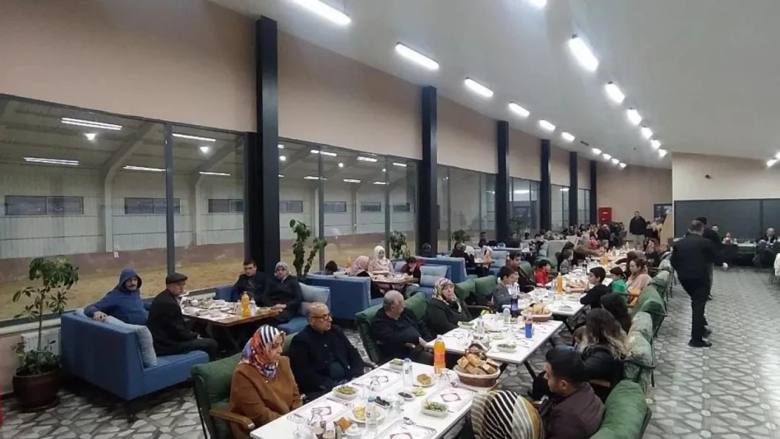 Daday'da yetim günü için iftar sofrası