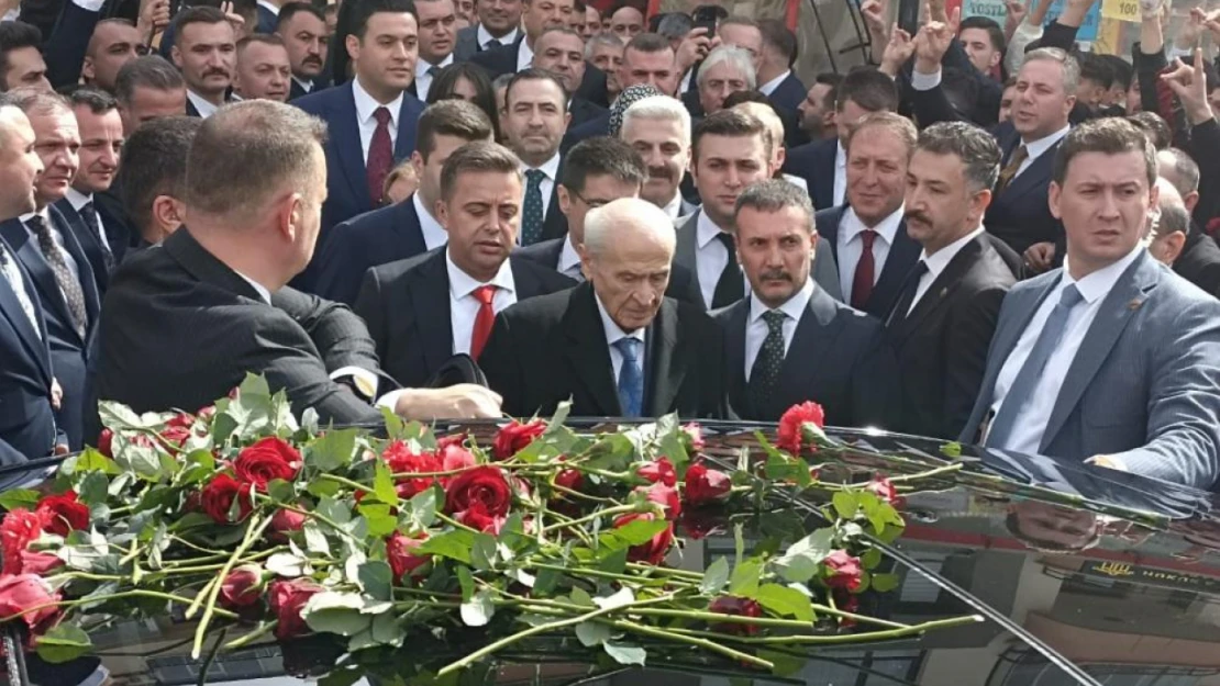 Devlet Bahçeli, 2 Ay Sonra Mesaisine Başladı