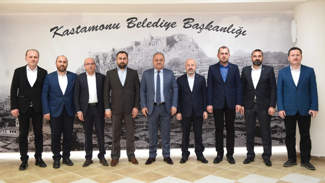 Diyanet İşleri Başkanı Görmez, Belediye Başkanı Tahsin Babaş'ı ziyaret etti