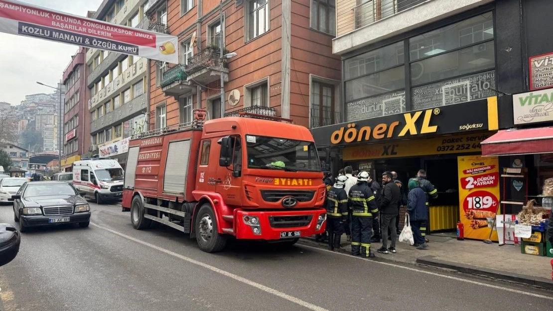 Dönercide Fritözden Çıkan Yangın Korkuttu