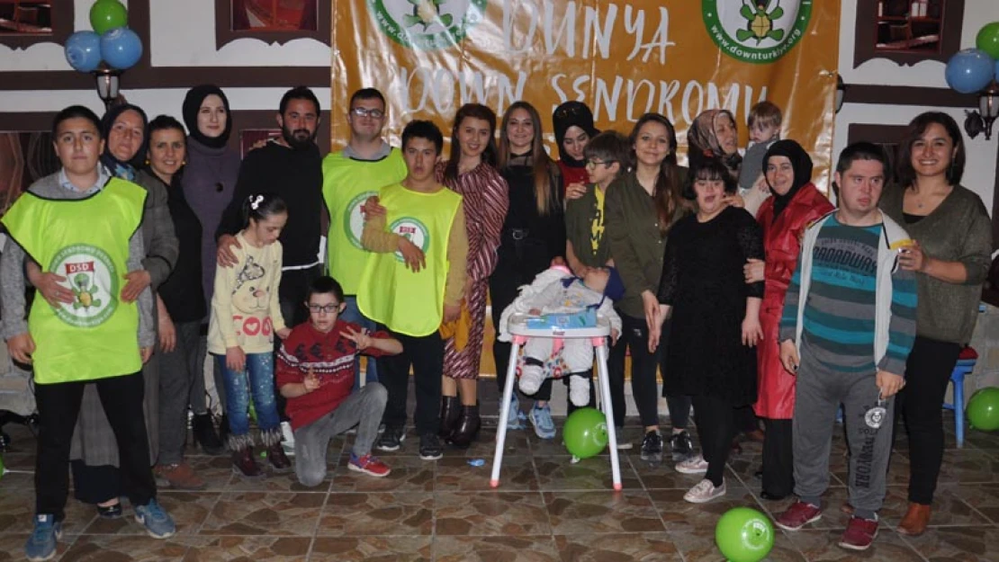 Down Sendromu Derneği günlerini kutladı