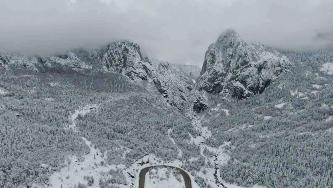 Ersizlerdere Tabiat Parkı'nda Kar Güzelliği