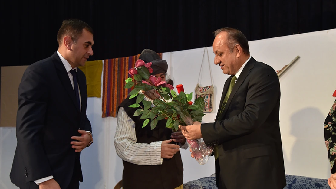 'Eskitilmiş Kılıç' bugün sahne alıyor