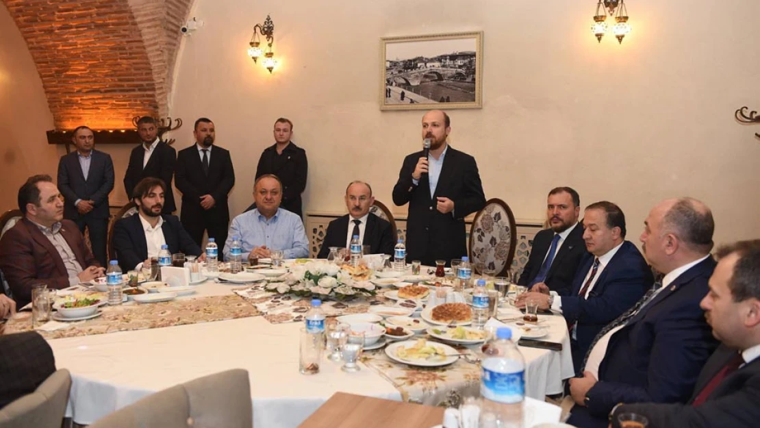 'Evet çıktığında Türkiye, krizlerle zaman kaybetmemiş olur'