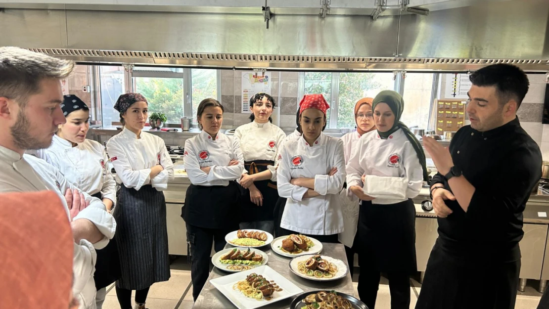 Executive Chef Aydın'dan Uygulamalı Eğitim