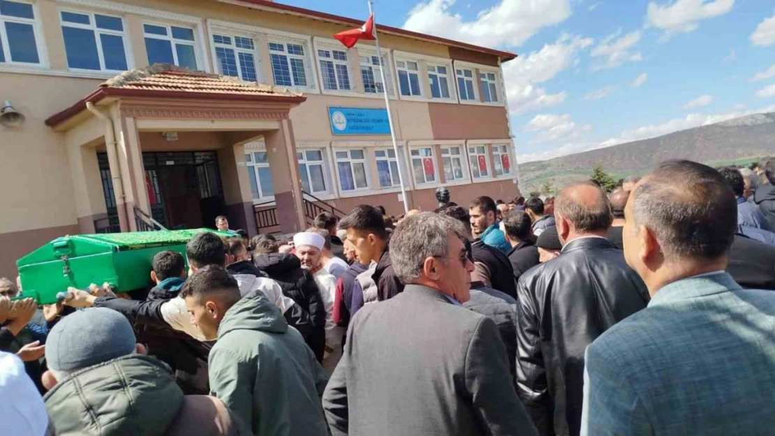 Son Yolculuğuna Uğurlandı
