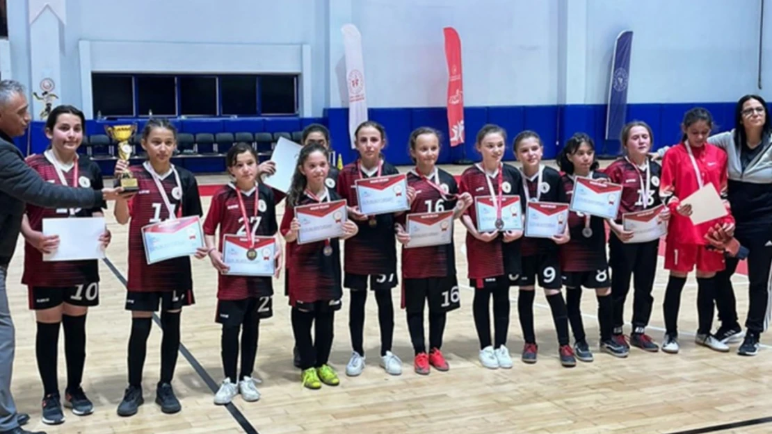 FUTSAL Küçüklerde dereceler belli oldu