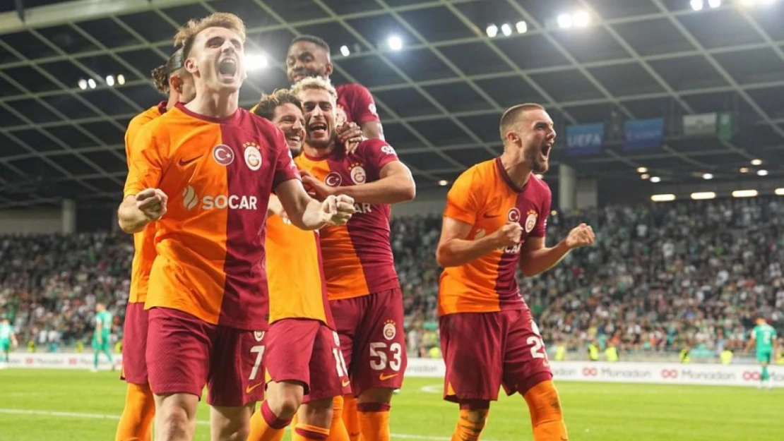 Galatasaray tur kapısını araladı