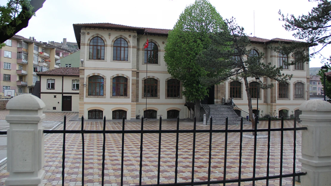 Gazipaşa'nın tehlike arz eden korkulukları görüşüldü