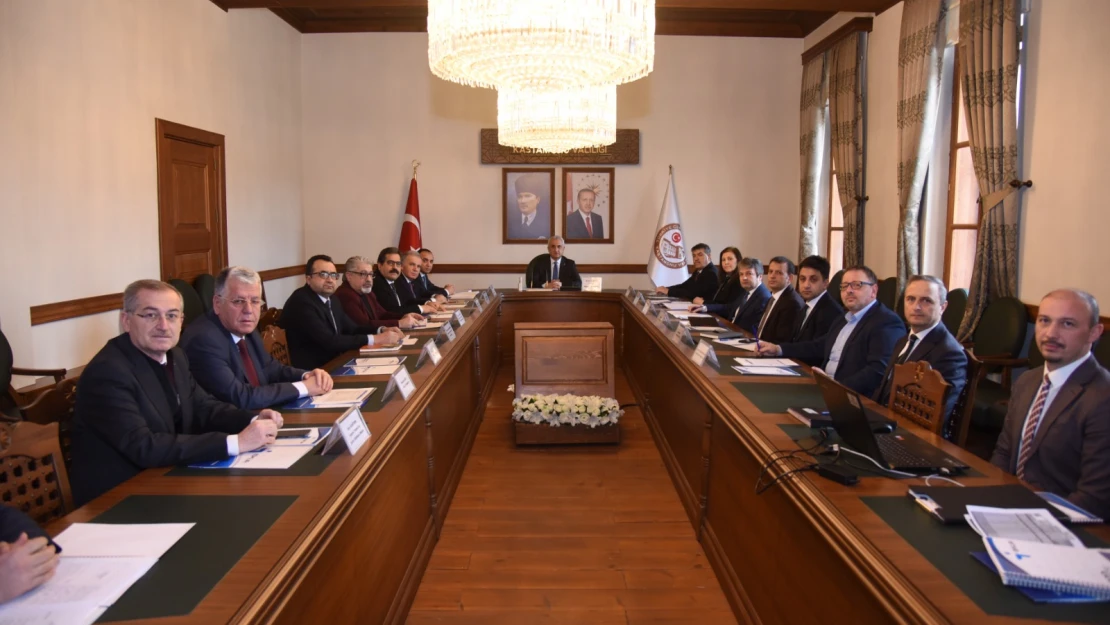 Genç istihdamına yönelik çalışmalar görüşüldü