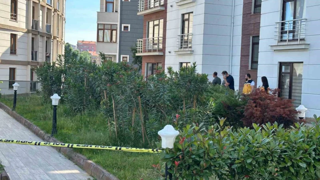 Genç Kadın Ölü Bulundu