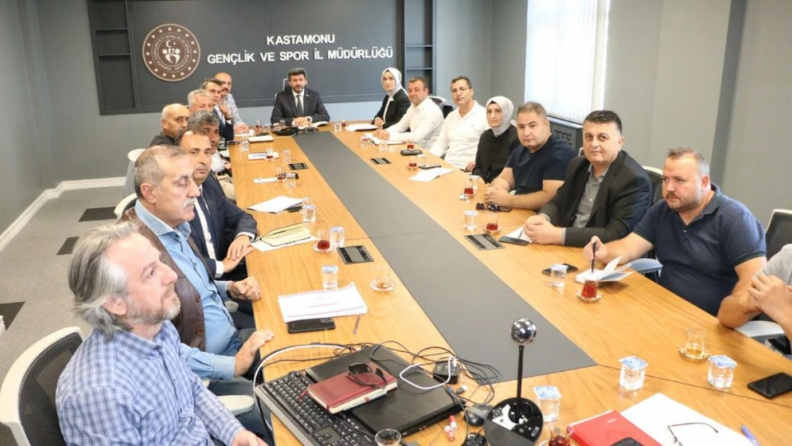 Gençlik Spor'dan değerlendirme toplantısı