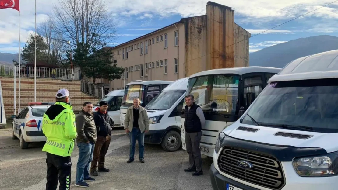 Güvenli Trafik Çalışmaları Sürüyor