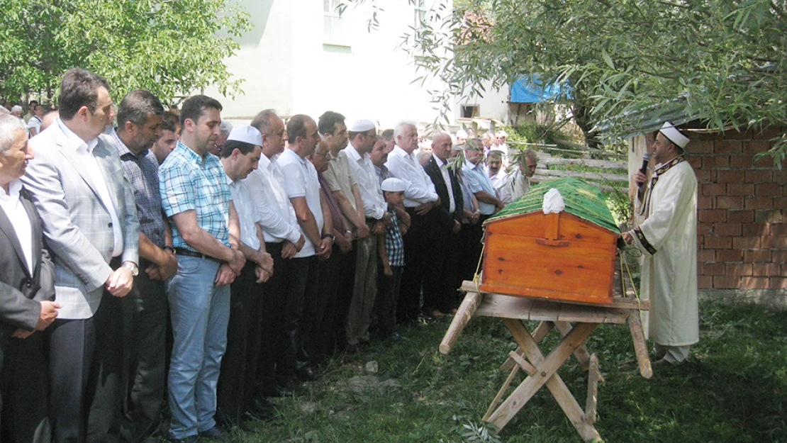 Hafız İhsan Hoca son yolculuğuna uğurlandı