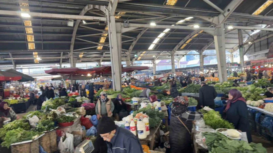 Halk Pazarına İlgi Düştü