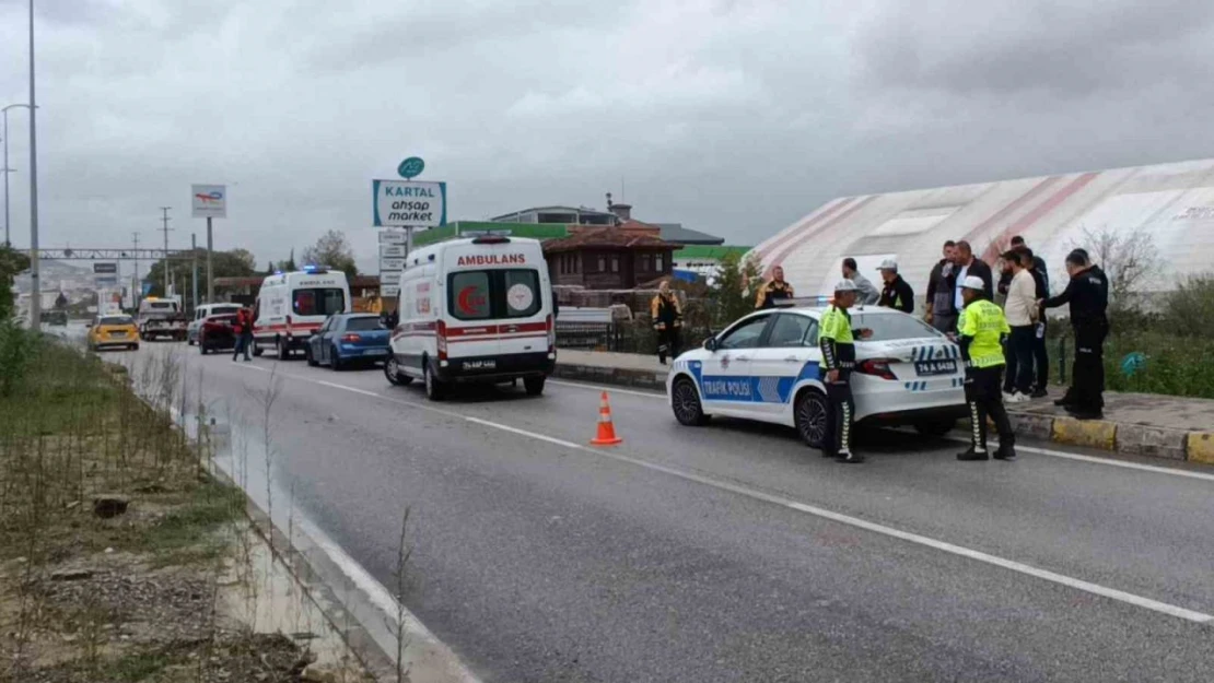 Hatalı Dönüş Kazaya Neden Oldu: 3 Yaralı