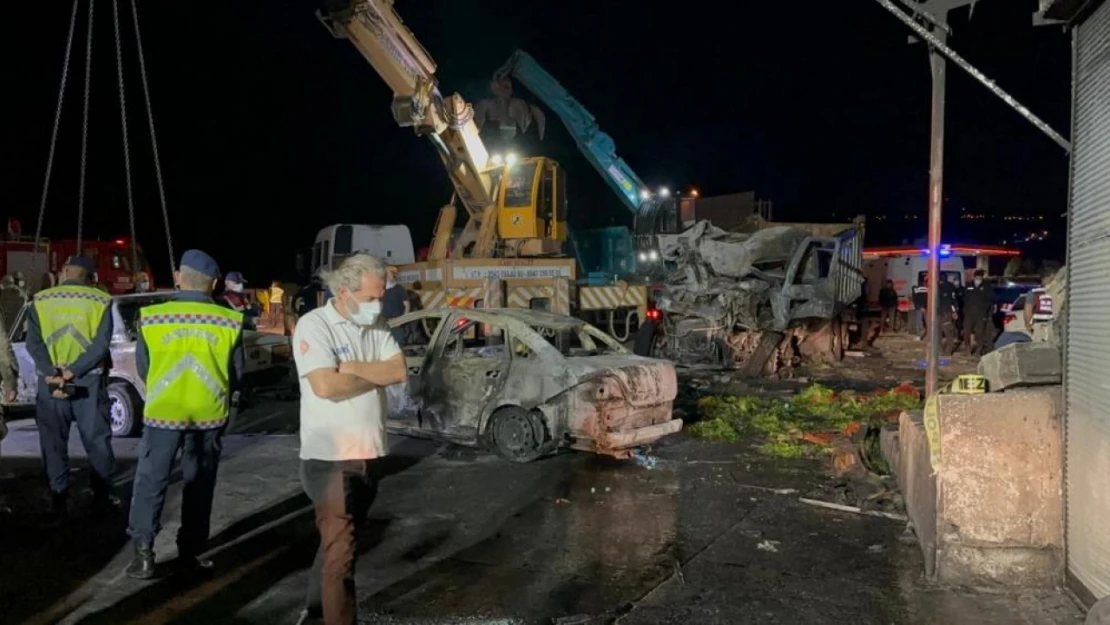 Hatay'da facia: çok sayıda ölü ve yaralılar var