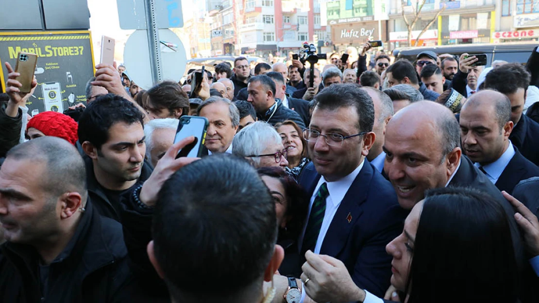 İBB BAŞKANI EKREM İMAMOĞLU 'Kurtuluş yolundayız, İstiklal Yolu'ndayız'