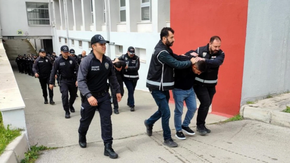 İçişleri Bakanı Yerlikaya: ''Bulutlar Çetesi' olarak bilinen suç örgütü çökertildi'