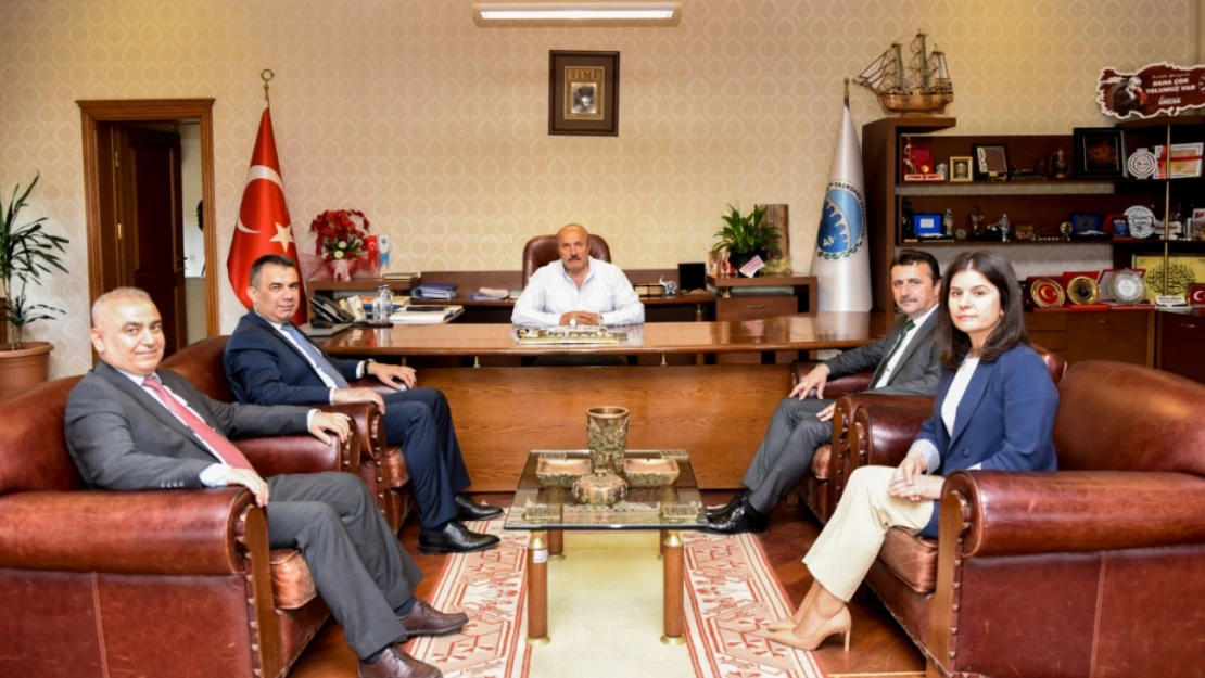 İl Millî Eğitim Müdürü Hasan Gümüş'ten Taşköprü Belediye Başkanı Hüseyin Arslan'a Ziyaret