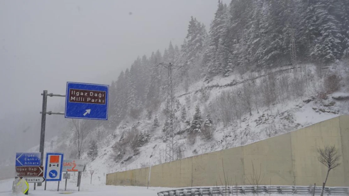 Ilgaz'da kar kalınlığı 40 santimetreye ulaştı