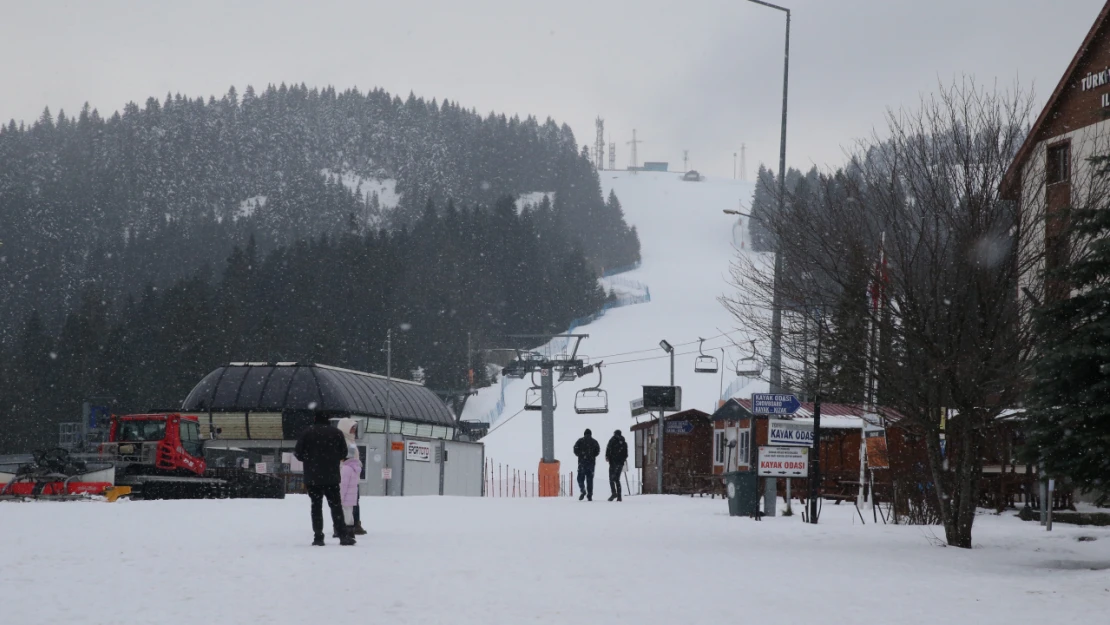 Ilgaz Dağı'nda Kar Etkili Oluyor