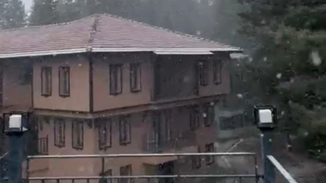 Ilgaz Dağı'nda Kar Yağışı Etkili Olmaya Başladı