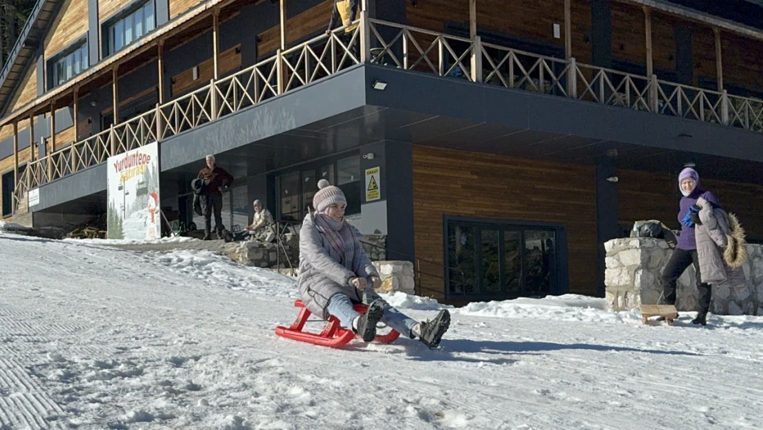 Ilgaz Yurduntepe Kayak Merkezi'nde Sezon Başladı