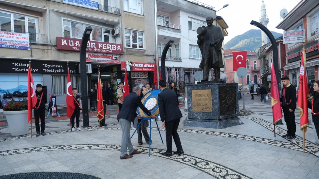 İnebolu'da Öğretmenler Günü Kutlandı