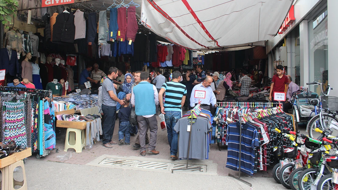İnterneti değil, esnafı tercih ediyor