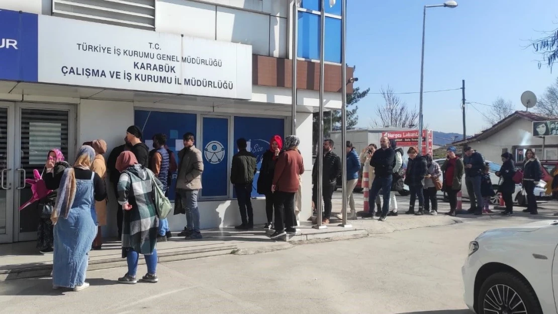 İŞKUR'da Yoğunluk