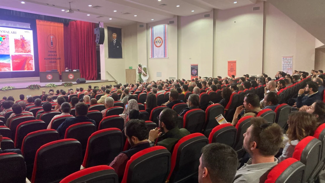 Jeoloji Kurultayı'nda KÜ Rüzgarı Esti