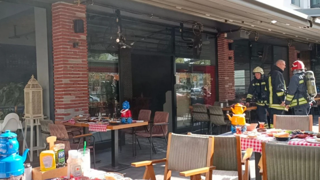 Kafede jel yakıtlı ocak patladı: 1 yaral