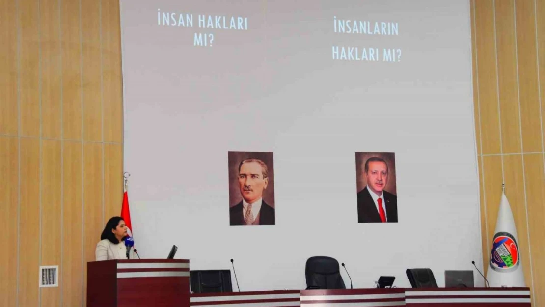 Karabük'te 'İnsan Hakları' Konferansı Verildi