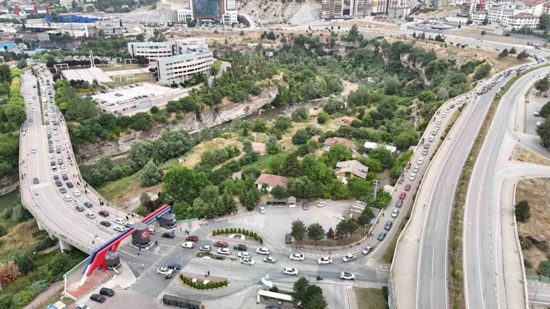 Karabük'te YKS'ye Geç Kalan Öğrenci İçeri Alınmadı