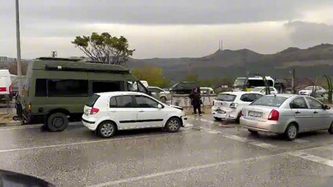 Karabük'te zincirleme trafik kazası