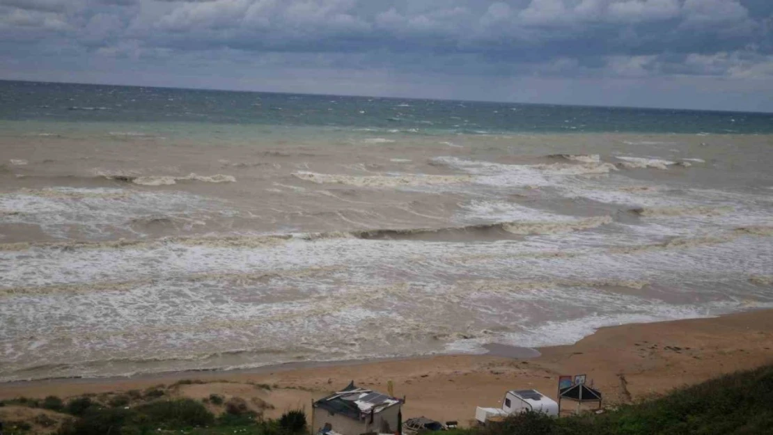 Karadeniz Çamura Bulandı