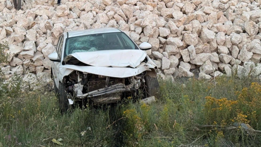 Kastamonu'da Hafif Ticari Araç ile Otomobil Çarpıştı: 9 Yaralı