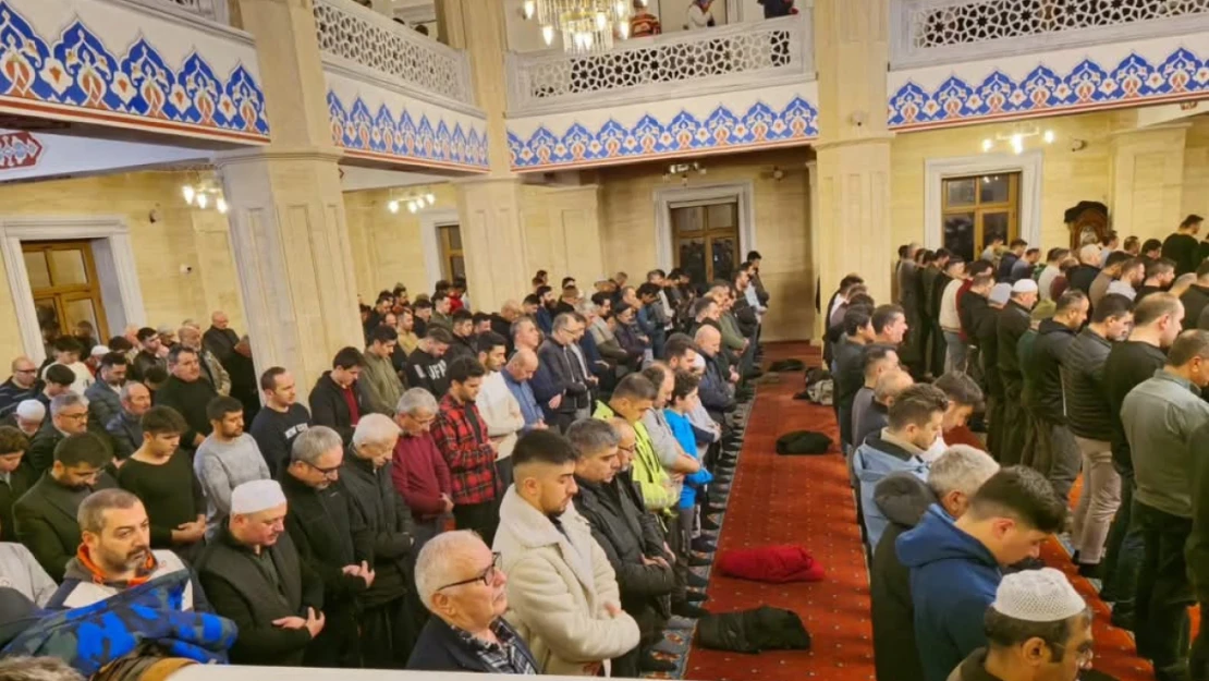 Kastamonu'da İlk Teravih Namazı Heyecanı