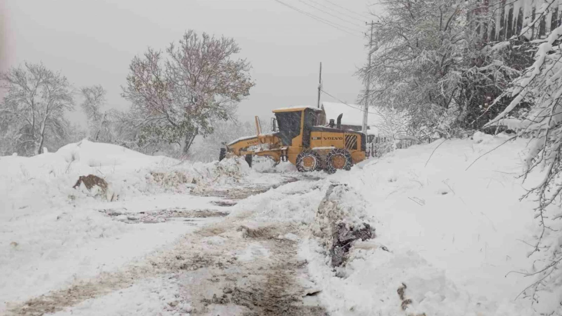 Kapalı Köy Yolu Sayısı 12'ye Düştü