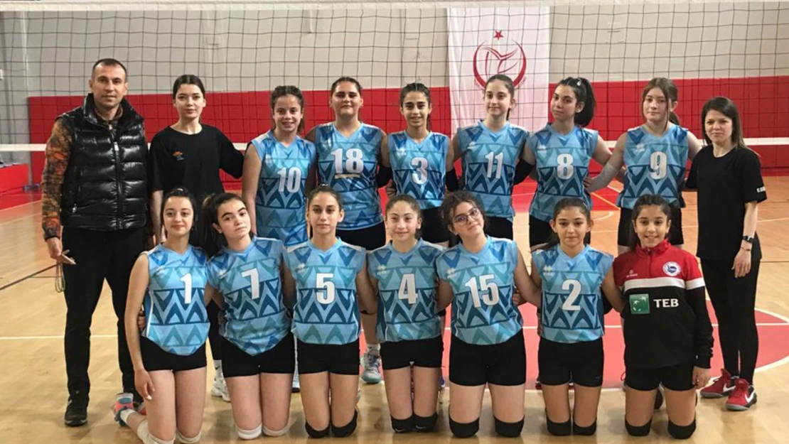 Kastamonu Doğa, voleybolda grup birincisi oldu