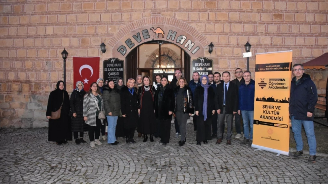 Kastamonu Öğretmen Akademileri'nde Halk Anlatıları Konuşuldu