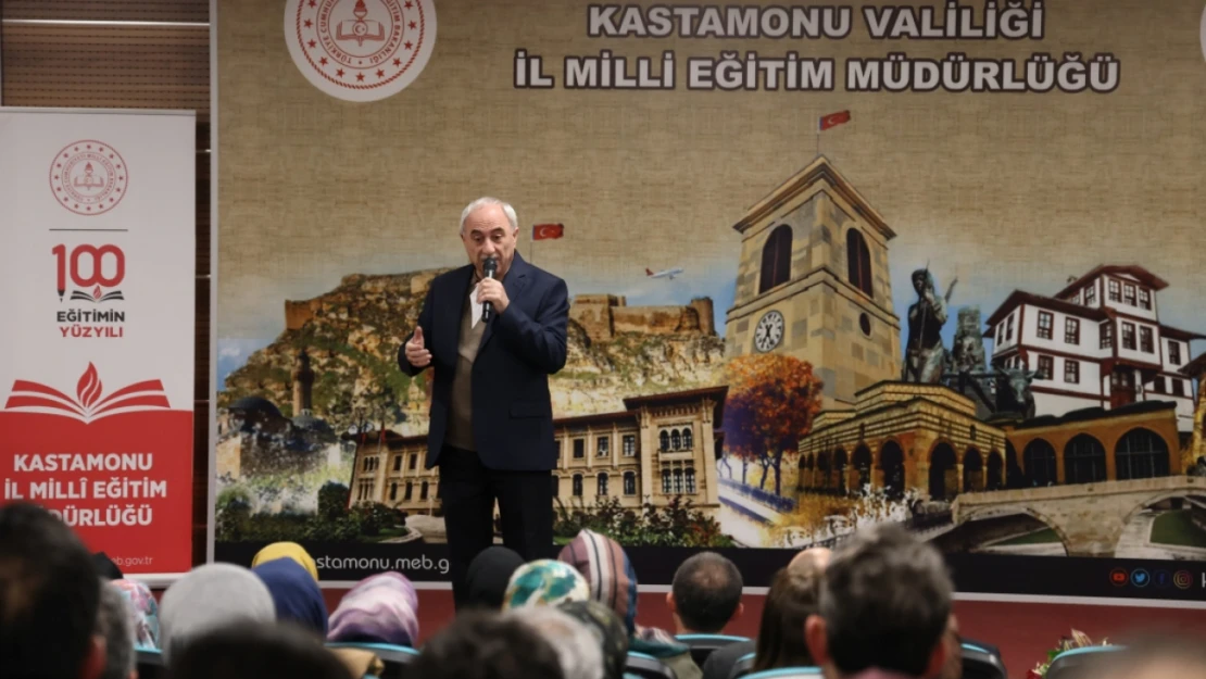 Kastamonu Öğretmen Akademileri, Şair ve Yazar Nurullah Genç'i Ağırladı