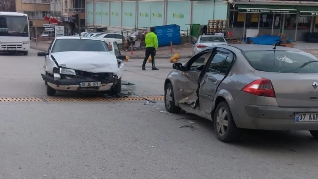 Kastamonu Tosya'da kaza, 2 yaralı