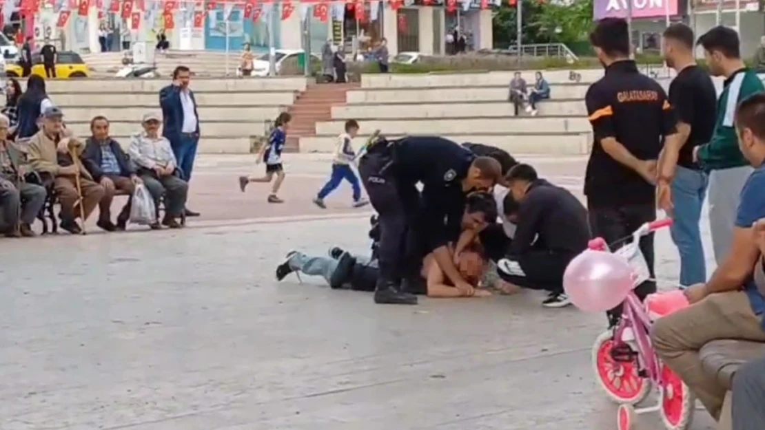 Kavgaya Karıştı, Polis Ekiplerine Zor Anlar Yaşattı