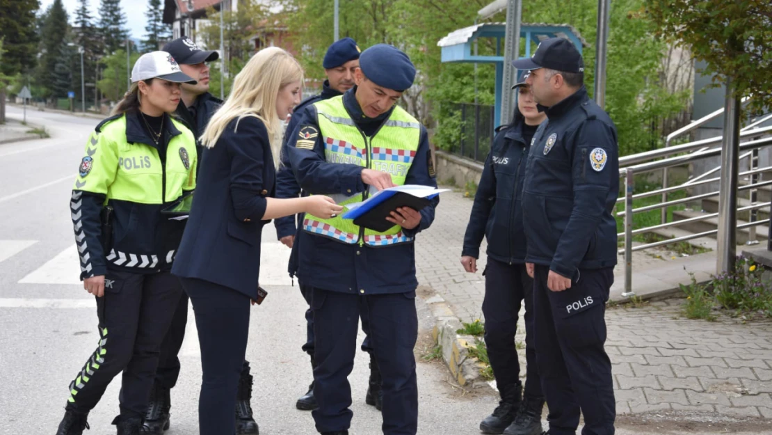 Kaymakam Ayşegül Yıldırım, trafik denetimine katıldı